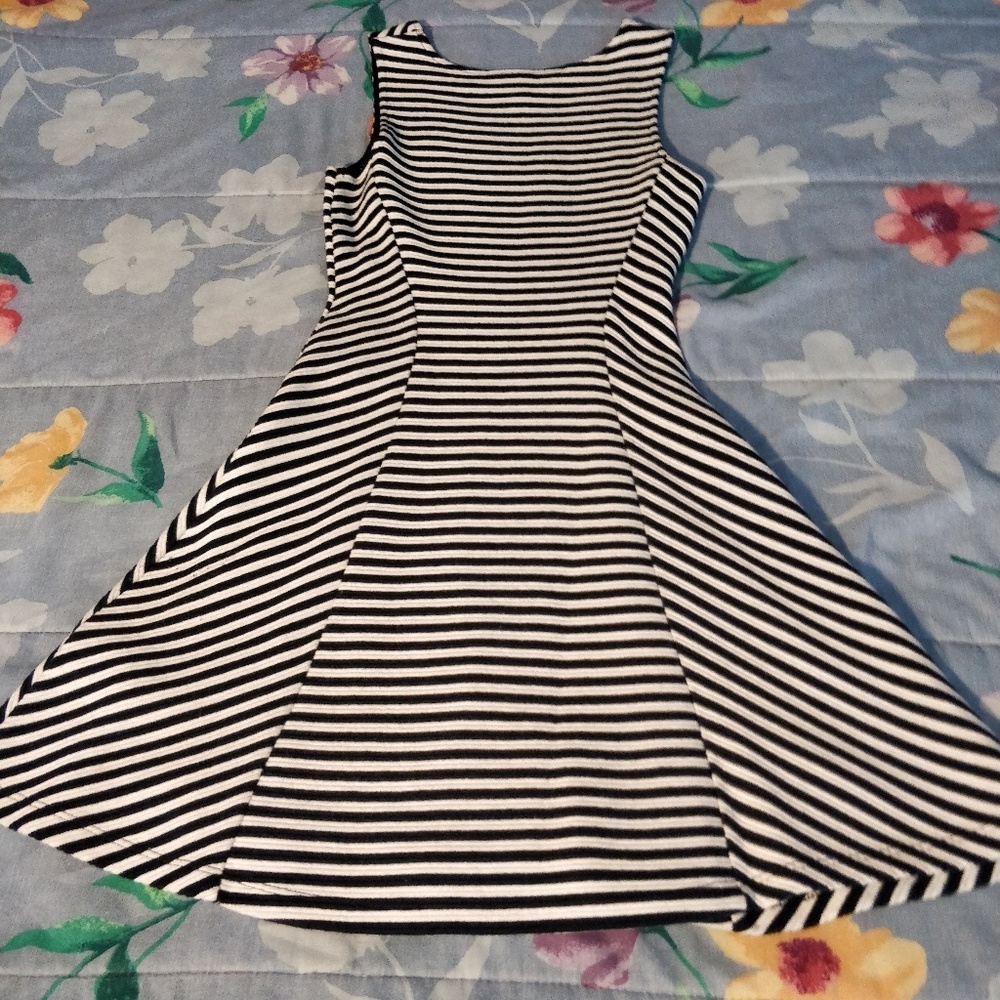 Navy blue and white short striped dress